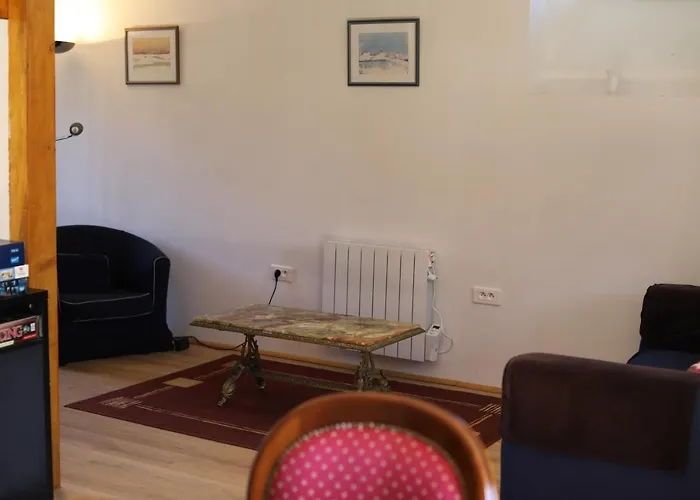 بيت للعطل L'atelier @ Le Prielle *